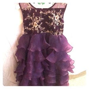 Purple dress for parties, events and more!